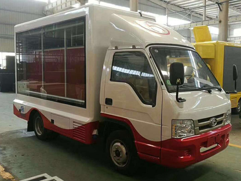 福田馭菱廣告車 福田馭菱廣告車